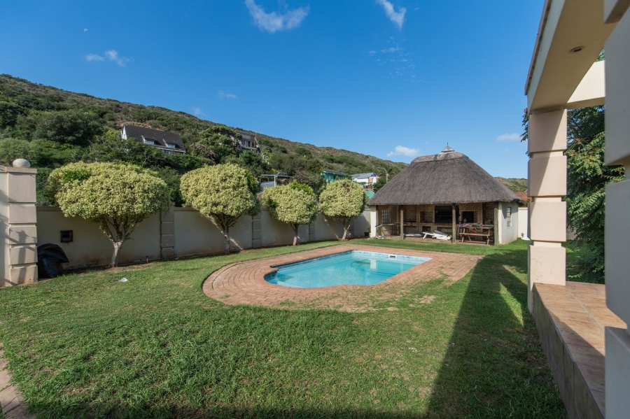 4 Bedroom Property for Sale in Bluewater Bay Eastern Cape